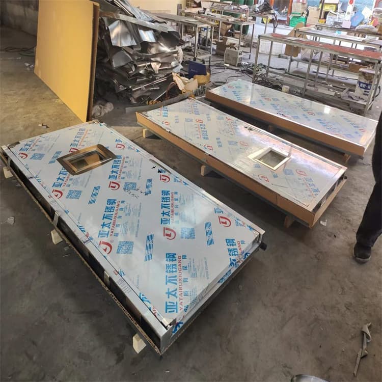 推拉防护铅门4个铅当量质量优异