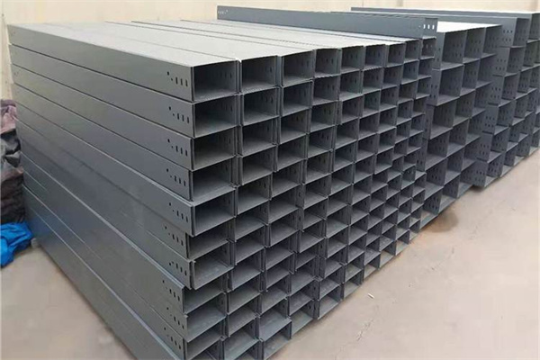 【 梯式桥架梯式直通桥架厂家严选用料】