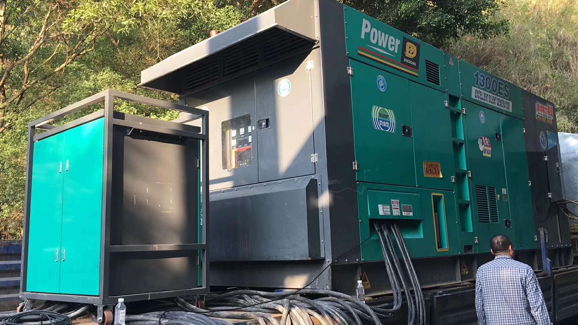 200KW发电机出租租赁400KW发电机电缆线出租UPS电源出租静音大功率发电机租赁专业承接